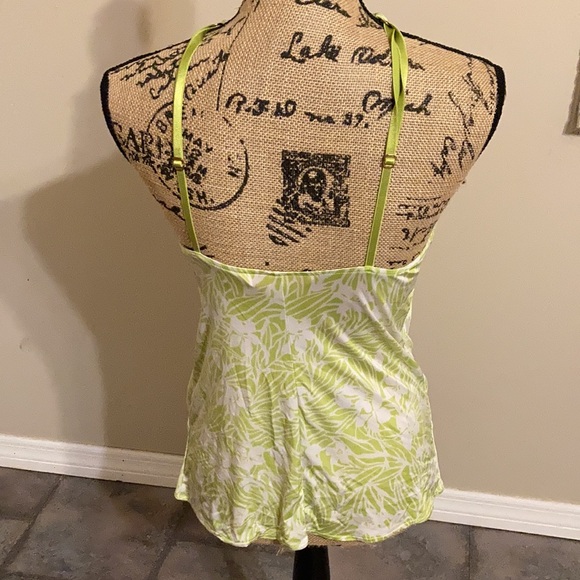 Victoria’s Secret Very Sexy top - Picture 3 of 4